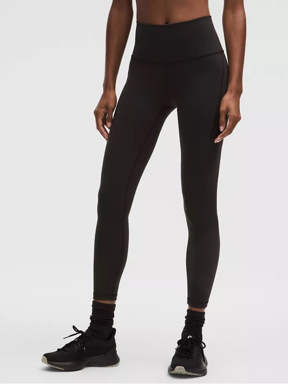 Lululemon Wunder Train Contour
Fit High-Rise Tight with Pockets 25"
Black Size 4